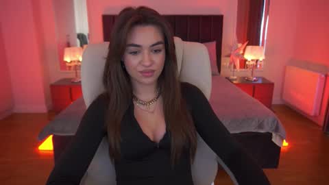 Erica online show from February 16, 1:53 pm