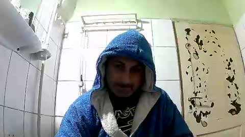 eric online show from December 1, 9:06 pm