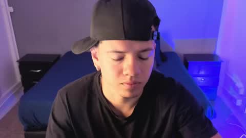 Erick  online show from April 24, 1:35 pm