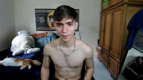 erick_de_rossee online show from April 16, 8:09 pm