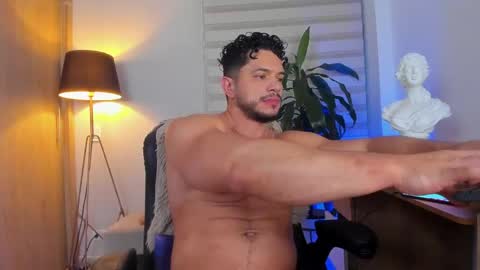 Erick Thompson online show from May 7, 11:10 pm