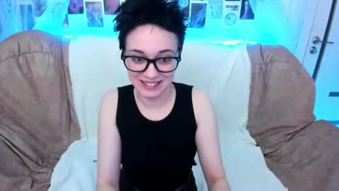 Ericka online show from December 21, 5:08 pm