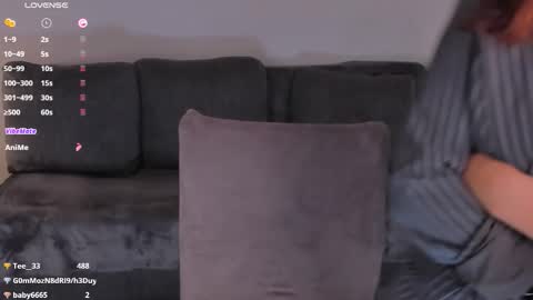 erika_kim online show from March 7, 7:41 am