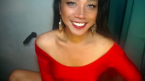 erika_madrigal online show from January 7, 6:35 pm