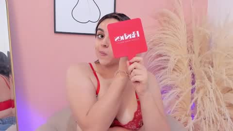 Snapshot of erika_mendez1 chatting on February 14, 8:15 pm Erika Mendez online show from February 14, 8:15 pm