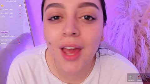 Snapshot of erika_mendez1 chatting on September 8, 8:08 pm Erika Mendez online show from September 8, 8:08 pm