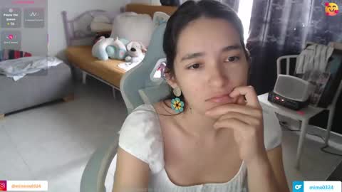 erina_1 online show from June 5, 5:40 pm