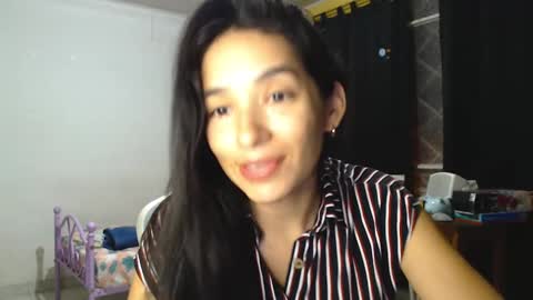 Snapshot of erina_1 chatting on March 8, 2:01 am erina_1 online show from March 8, 2:01 am