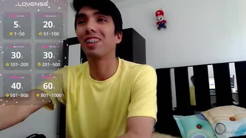 Snapshot of eriolhiragizawa chatting on September 16, 6:11 pm EriolHiragizawa online show from September 16, 6:11 pm