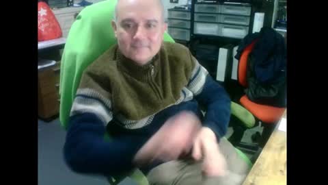 ernello online show from January 9, 9:09 pm