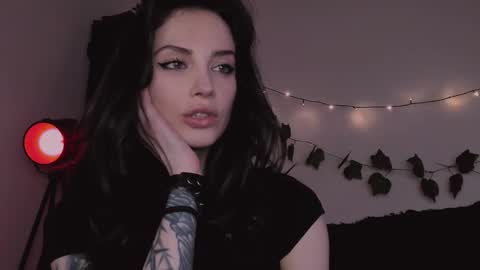 erohaze online show from March 12, 5:16 pm