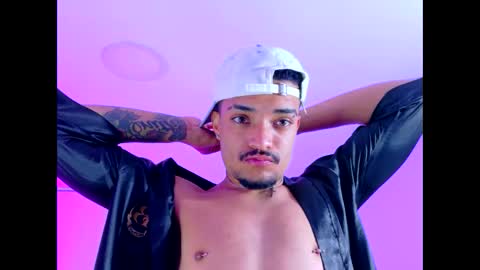 Eros online show from November 19, 2:22 am