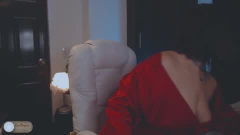 yhoa online show from December 21, 7:59 am