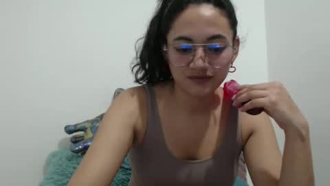 erotic_fusion_ online show from January 27, 1:37 am