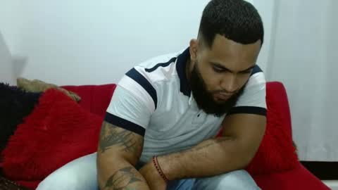 Snapshot of eroticoblack chatting on October 6, 3:46 am Eroticoblack online show from October 6, 3:46 am