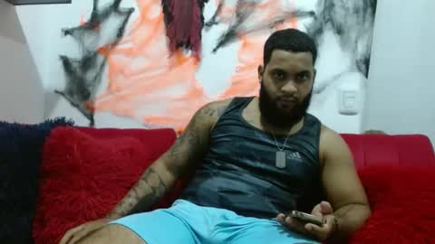 Snapshot of eroticoblack chatting on October 23, 4:25 am Eroticoblack online show from October 23, 4:25 am