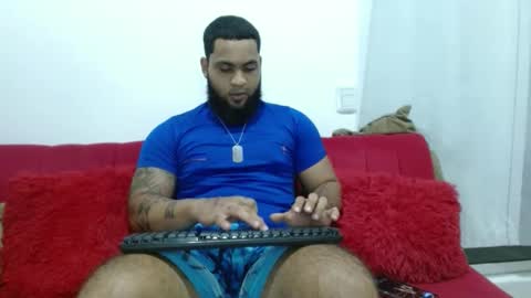 Snapshot of eroticoblack chatting on September 25, 1:45 am Eroticoblack online show from September 25, 1:45 am