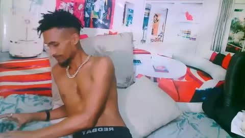 Liam online show from February 21, 6:33 pm