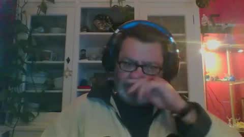 Erwins room welcome sound on online show from January 14, 2:08 am