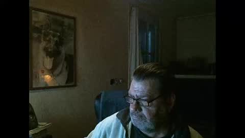 Erwins room welcome sound on online show from March 9, 6:00 pm