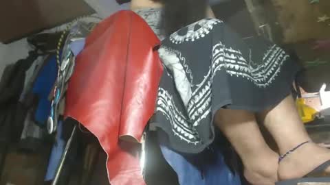 Eskela911 online show from December 4, 2:11 am