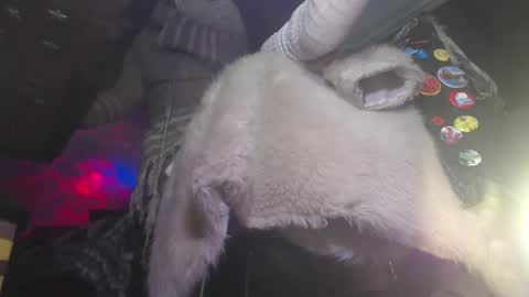 Eskela911 online show from February 4, 1:34 am