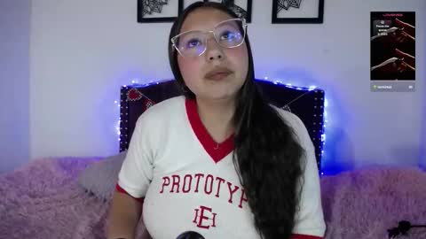 Esmeralda online show from February 12, 2:42 pm