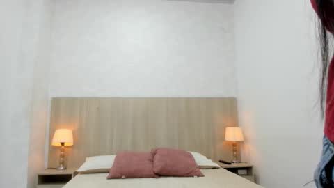 Esmeralda online show from February 23, 7:16 pm