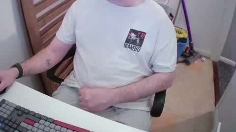 Morph online show from April 14, 8:12 pm