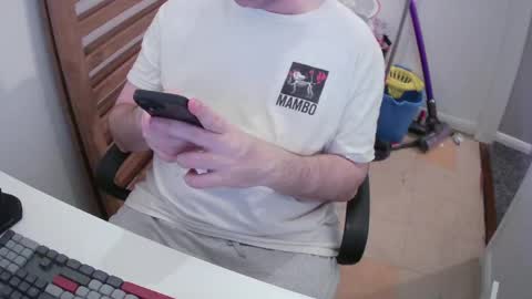 Morph online show from April 13, 8:02 pm