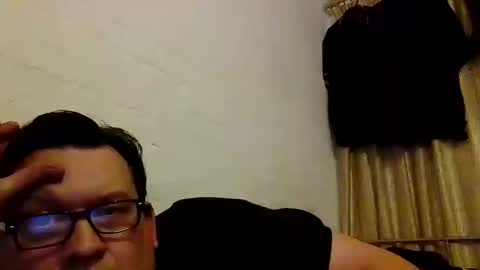 essexman44 online show from March 13, 12:25 am