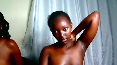 essypetite online show from November 21, 10:52 pm