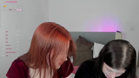 esteria online show from December 24, 5:02 pm