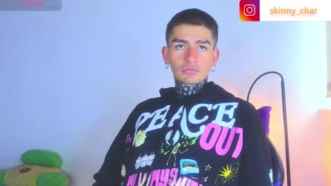 Esteban independent model online show from February 17, 2:05 pm