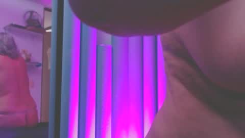 Snapshot of estelamaris1 chatting on February 26, 3:54 pm estelamaris online show from February 26, 3:54 pm