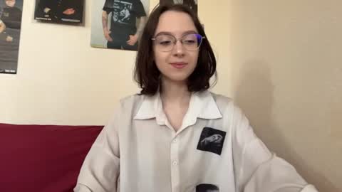 estellezdebski online show from June 10, 4:17 pm