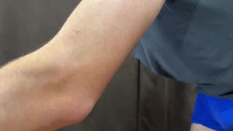 Snapshot of ester_vixen chatting on October 20, 7:08 pm Ester online show from October 20, 7:08 pm