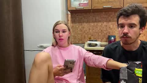 Snapshot of ester_vixen chatting on October 21, 7:28 pm Ester online show from October 21, 7:28 pm