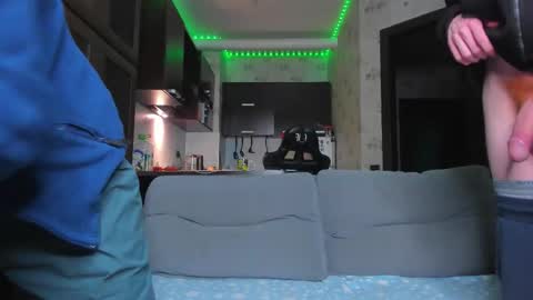 LOUIS online show from September 20, 8:45 pm