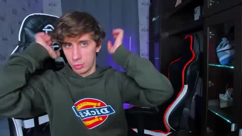 LOUIS online show from February 22, 5:46 pm