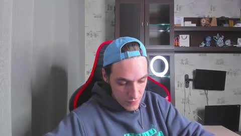 LOUIS online show from October 29, 6:19 pm