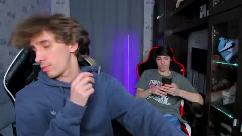 LOUIS online show from March 6, 3:24 am