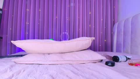 Estrella online show from February 3, 11:58 am