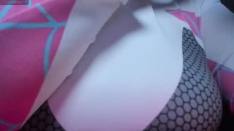 eternalmuse online show from February 22, 9:02 am