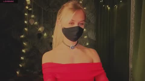 Sophia online show from February 10, 10:35 pm