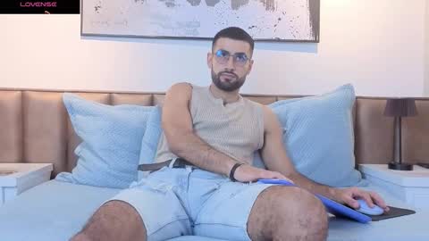 Ethan online show from March 19, 7:19 pm