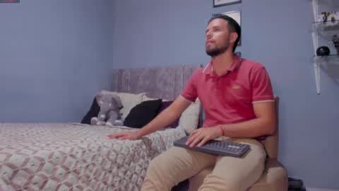 ADAM TAYLOR  ETHAN CAMBAL INDEPENDENT MODELS online show from March 17, 11:54 pm