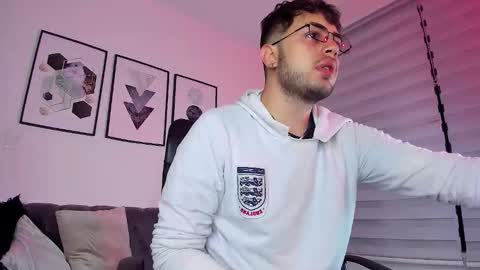 ethan_greacee online show from February 28, 12:09 pm