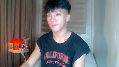 Rey online show from April 1, 1:01 pm