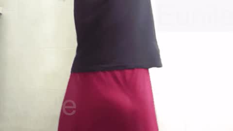 eunile online show from March 7, 3:23 pm